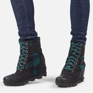 GREAT CONDITION SOREL TEAL HOUNDSTOOTH LEXIE - SIZE 11